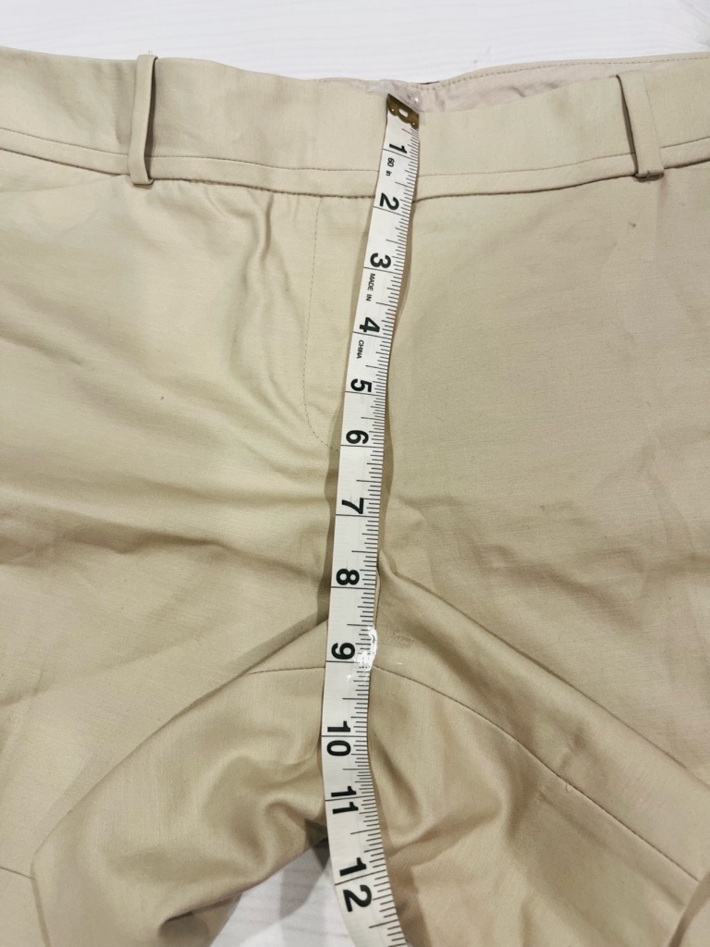 The Limited Khaki Lightweight Bermuda Shorts Sz 12 - Picture 8 of 9